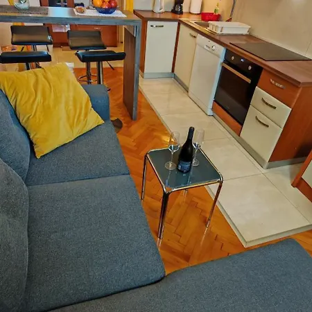 Nenad Appartement